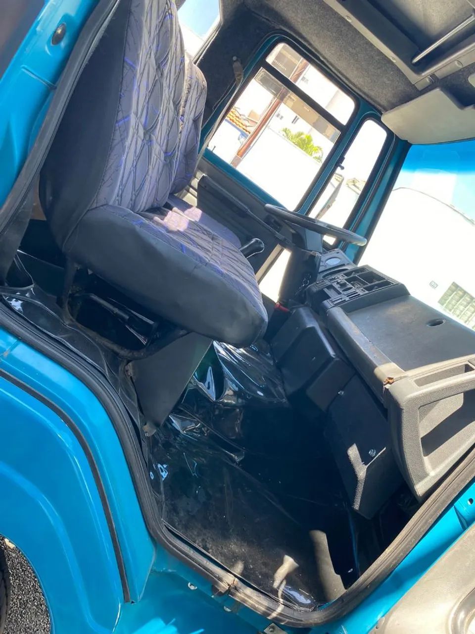 Ford Cargo 814 Carroceria 2000 - Foto 9