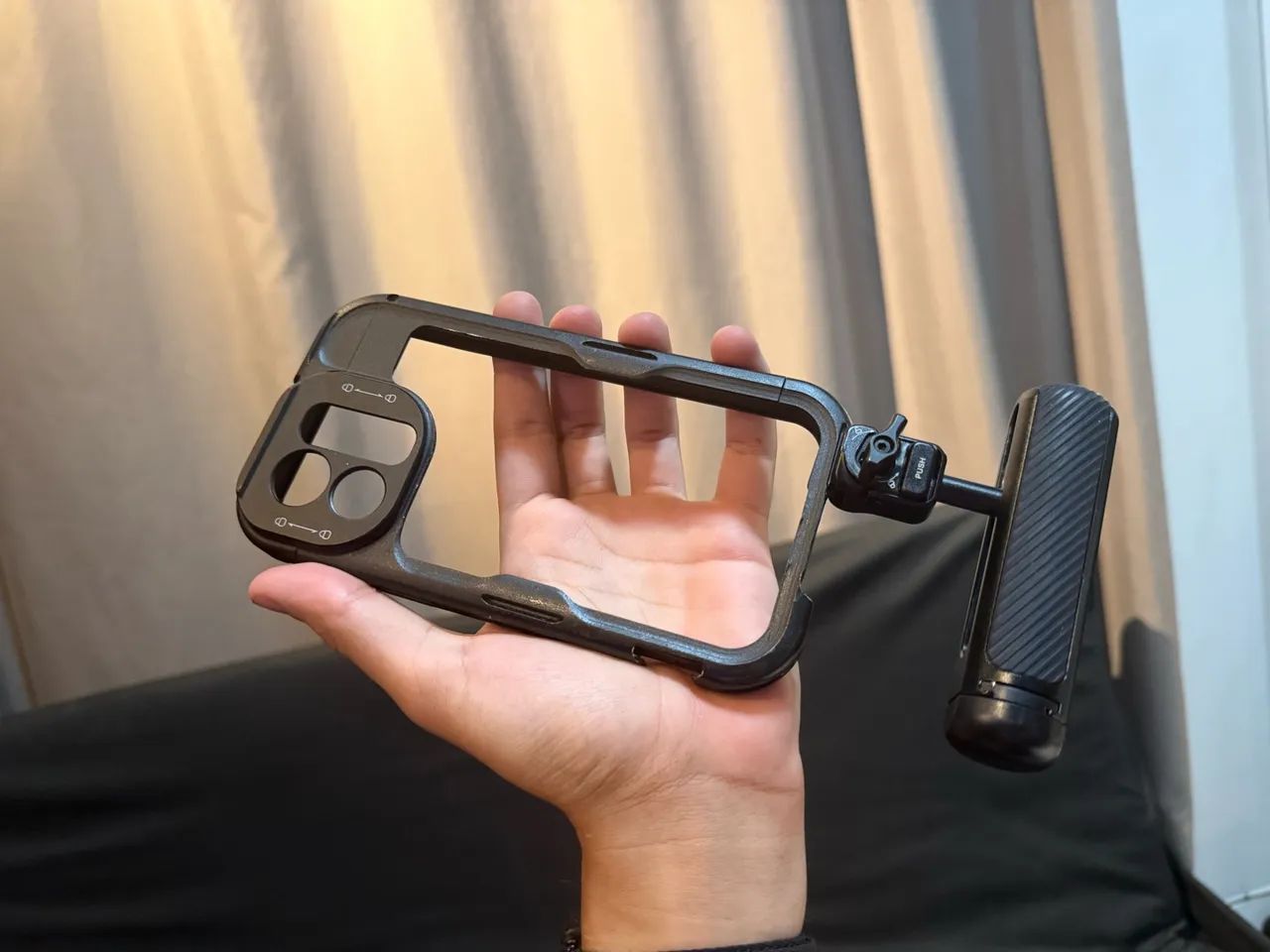 Case / cage neewer iphone 15 pro max - Foto 2
