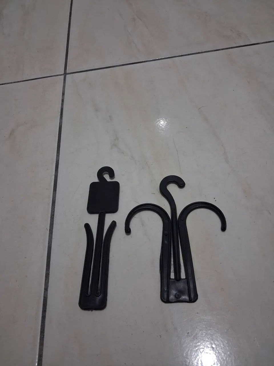 Cabide Chinelo Sapatilha (lote com 115 unidades) - Foto 3