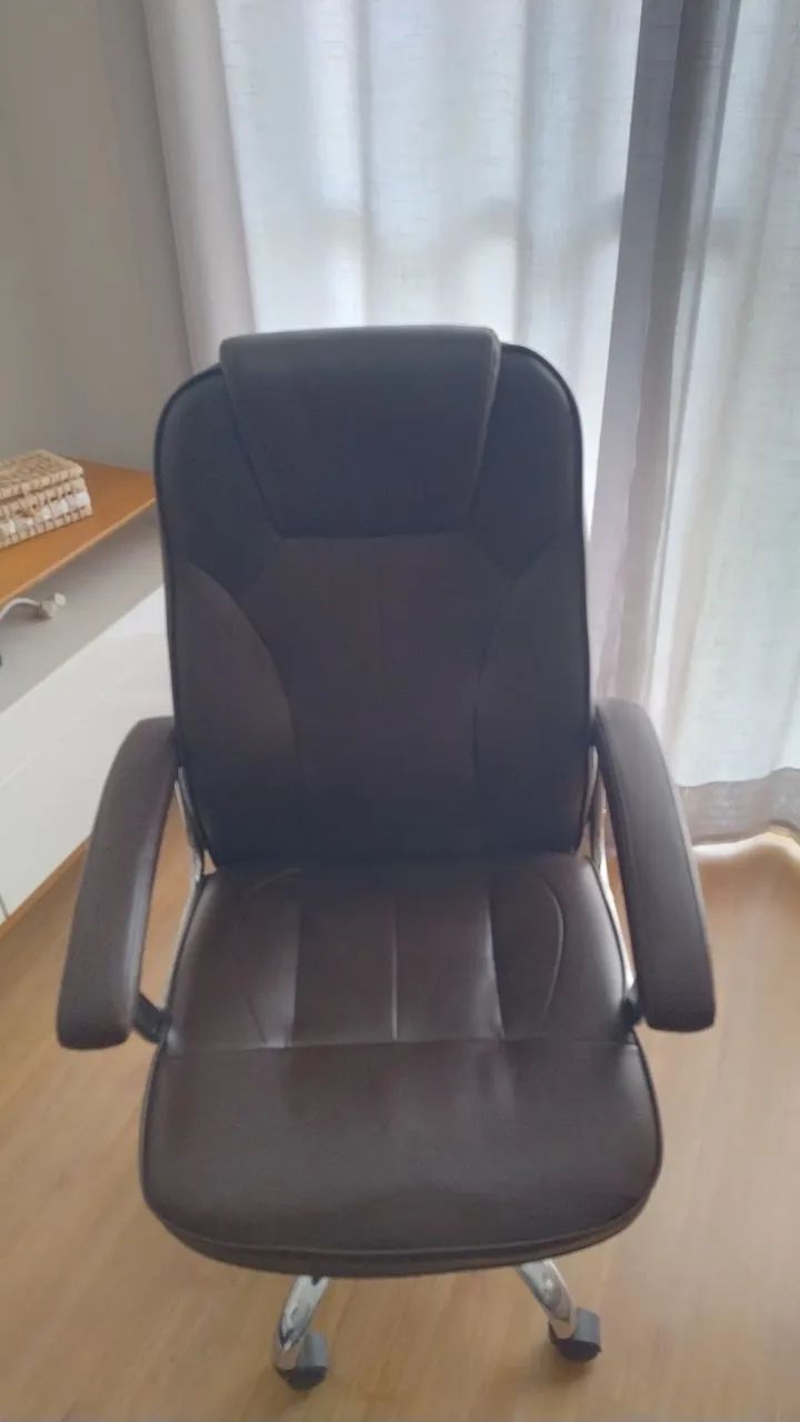 Cadeira Giratória Benoá Escritório Presidente