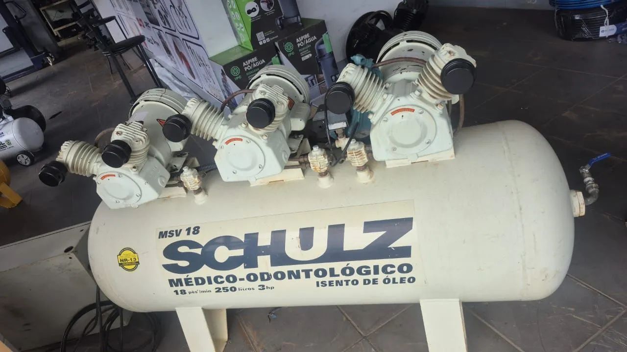 Compressor SCHULZ Odontológico 18 pes 250 litros  - Foto 3