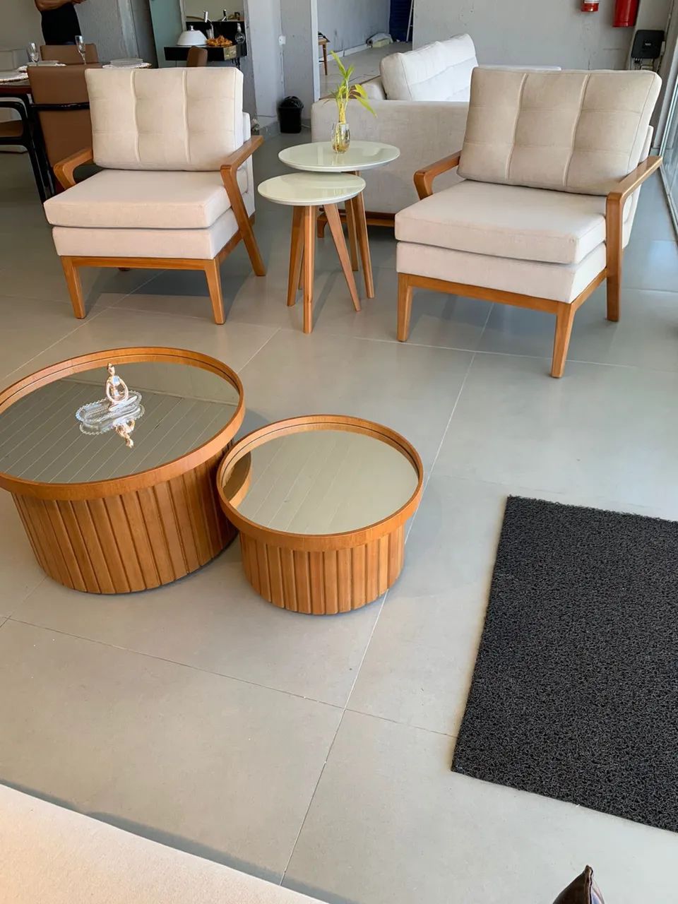 Poltrona nova moderna 