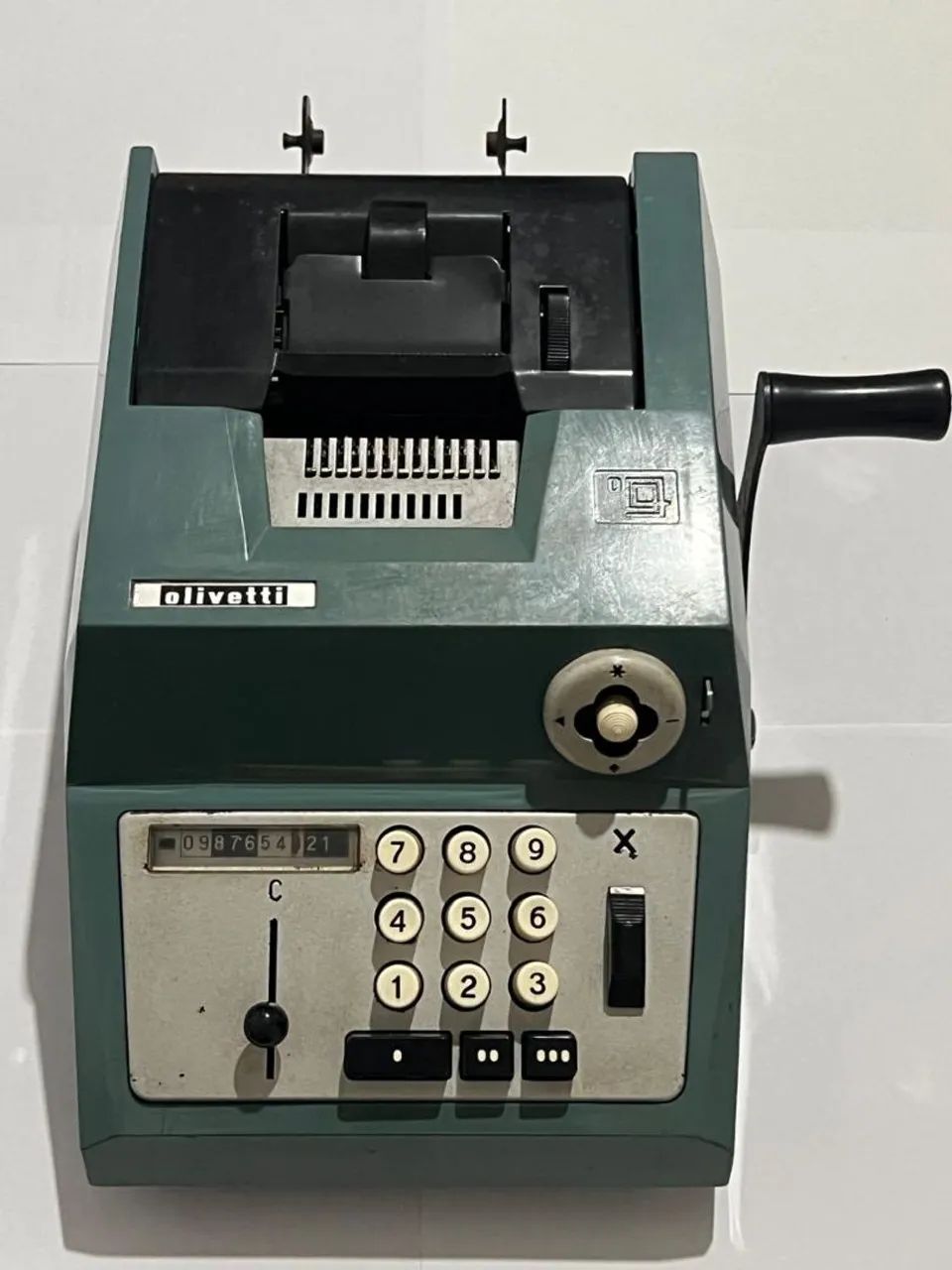 Calculadora Mecânica Vintage (1960)