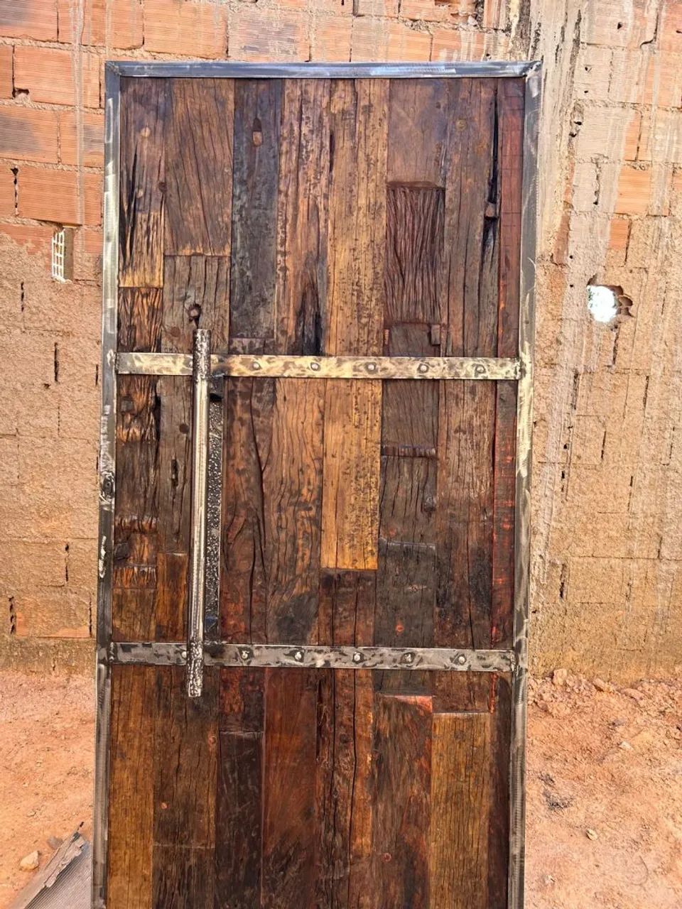 Porta Medieval de Ferro