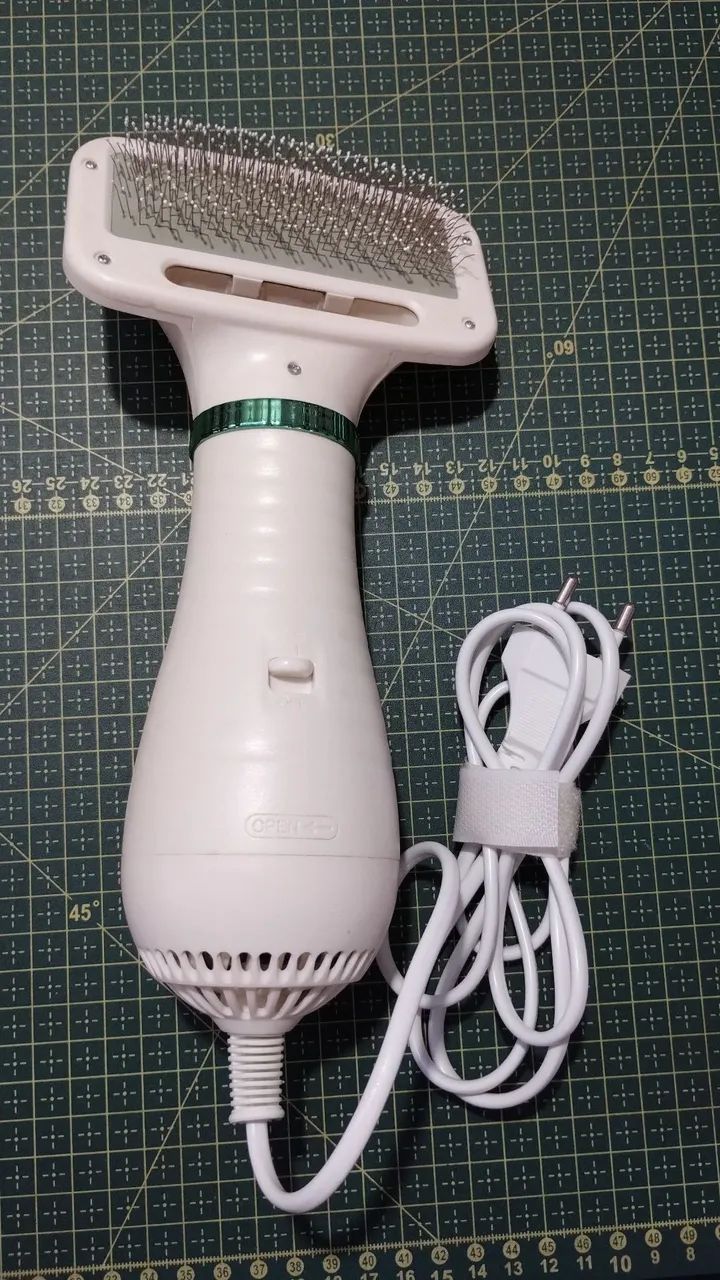 Secador/escova pet 220v