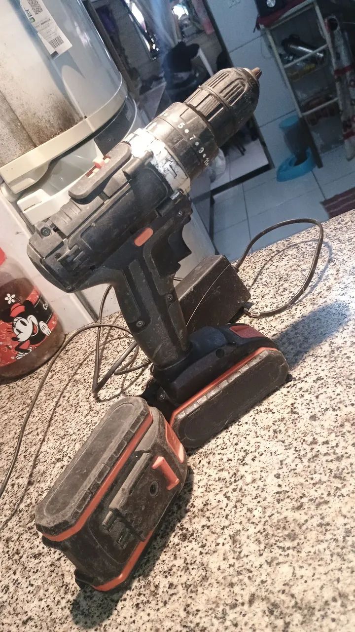 Vendo parafusadeira 