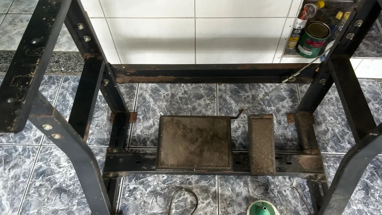 Máquina de overloque  - Foto 2