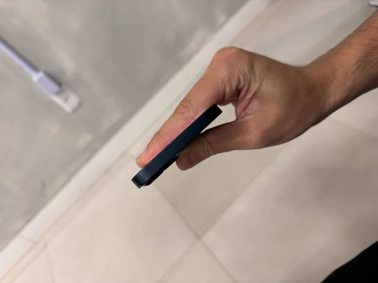 iPhone 13 128GB Midnight Seminovo Original  - Foto 5