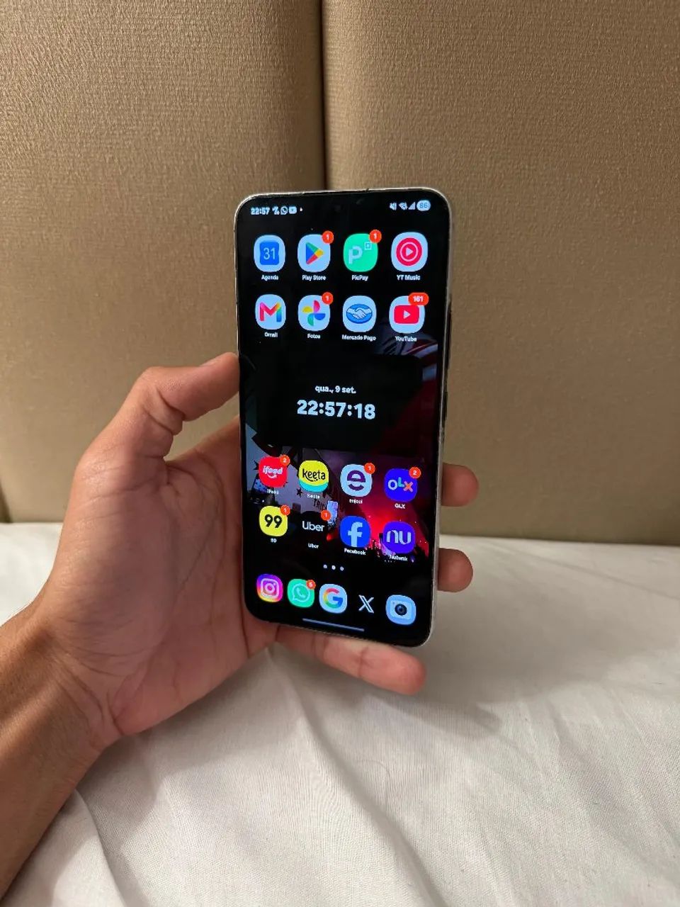 Samsung S22 Plus - 128GB (Snapdragon 8 Gen 1) - Foto 5
