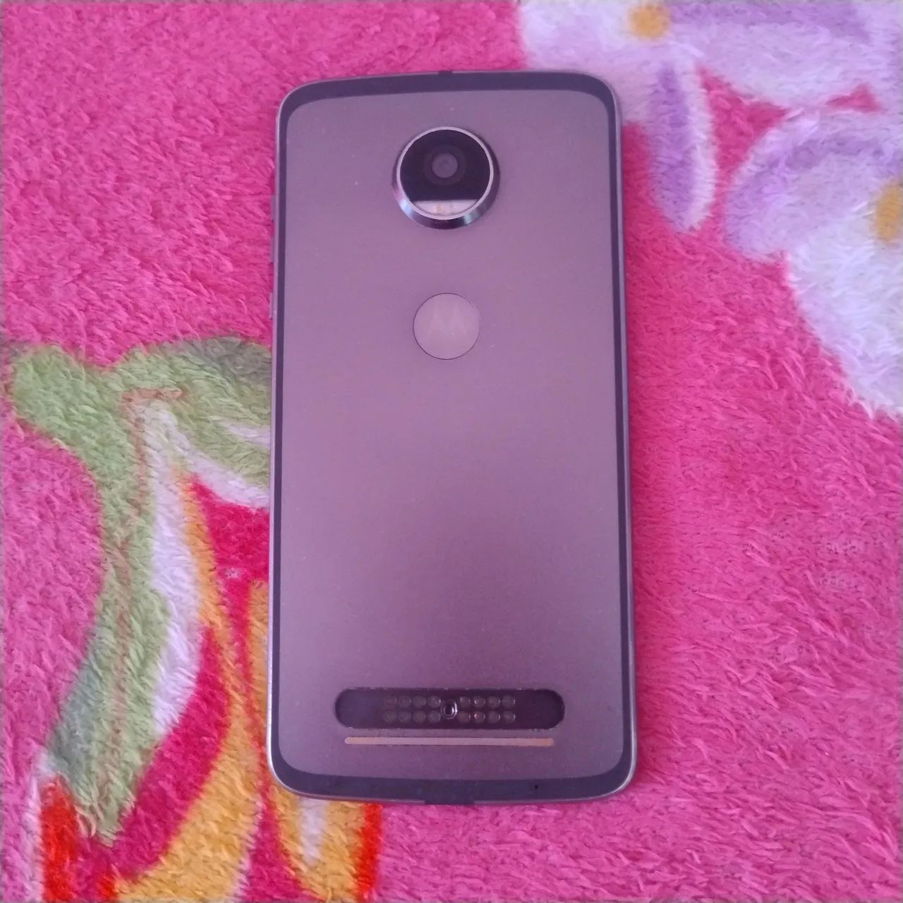 Moto Z2 PLAY  - Foto 2