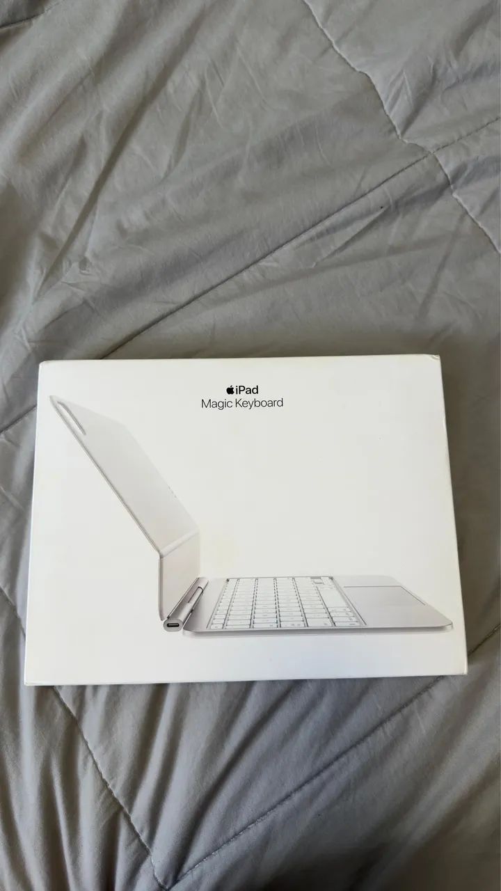 Teclado Apple Magic Keyboard MWR03LL/A para iPad Pro 11" (M4) - Foto 3