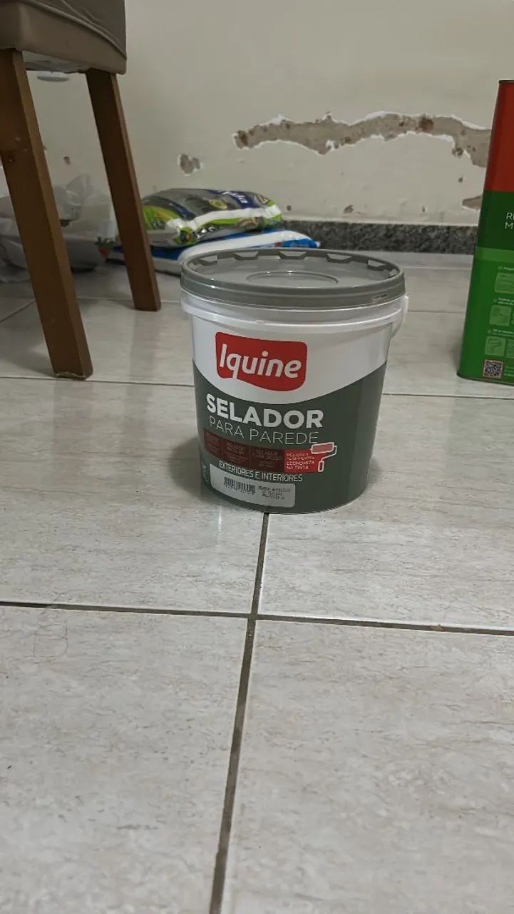 Vendo tinta suvinil 18 litros nova
