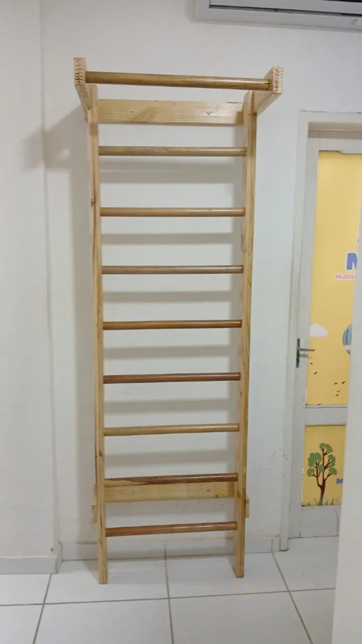 Espaldar para Fisioterapia e Alongamentos 