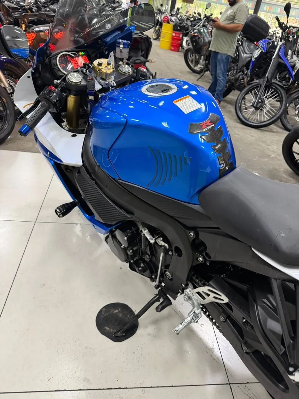 SUZUKI GSX R750 - Foto 2