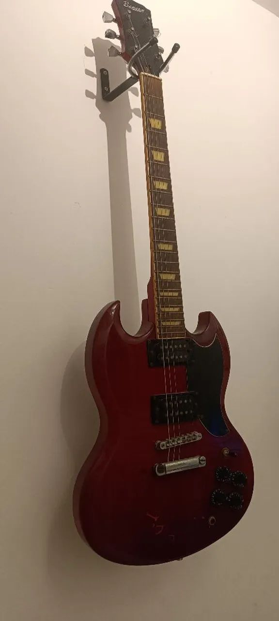 Guitarra SG Benson