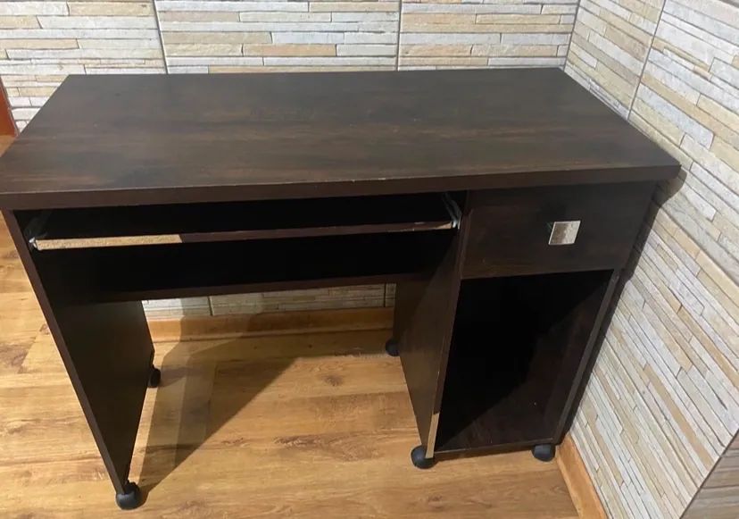 DESAPEGO - VENDO ESCRIVANINHA / MESA PC - Foto 2
