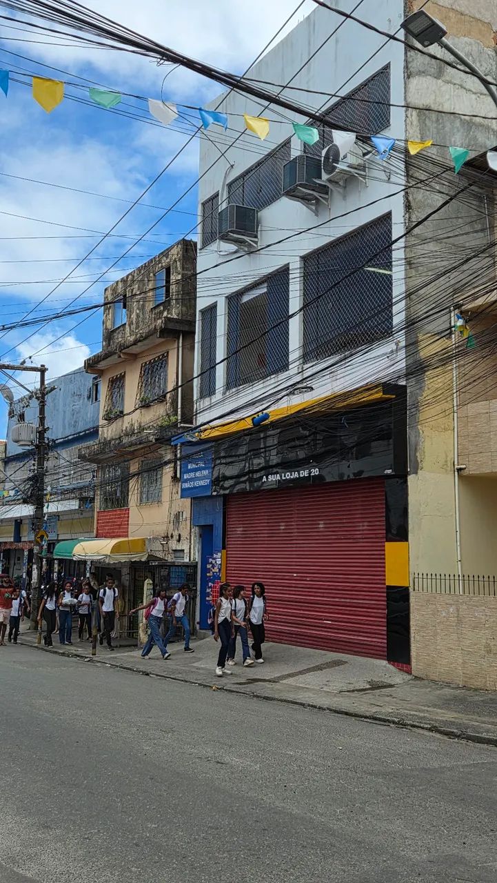 Alugo loja Pernambués, 200m², Rua principal! - Foto 5