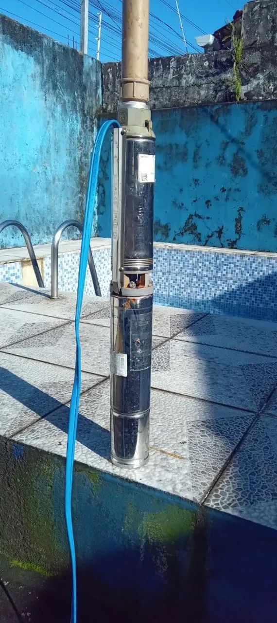 Bomba submersa 1,5 CV BI FÁSICA 220 volts