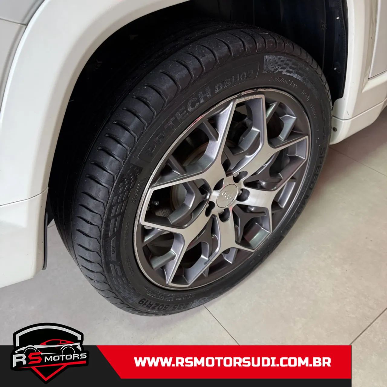 Jeep Commander 2022 - Foto 3
