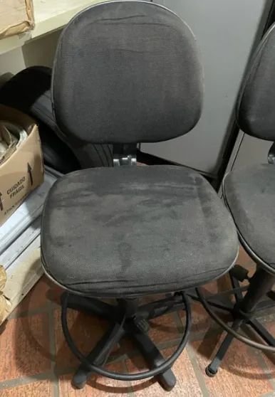 Cadeira Fixa Giratória para Recepção, Balcão, Secretária - Foto 2