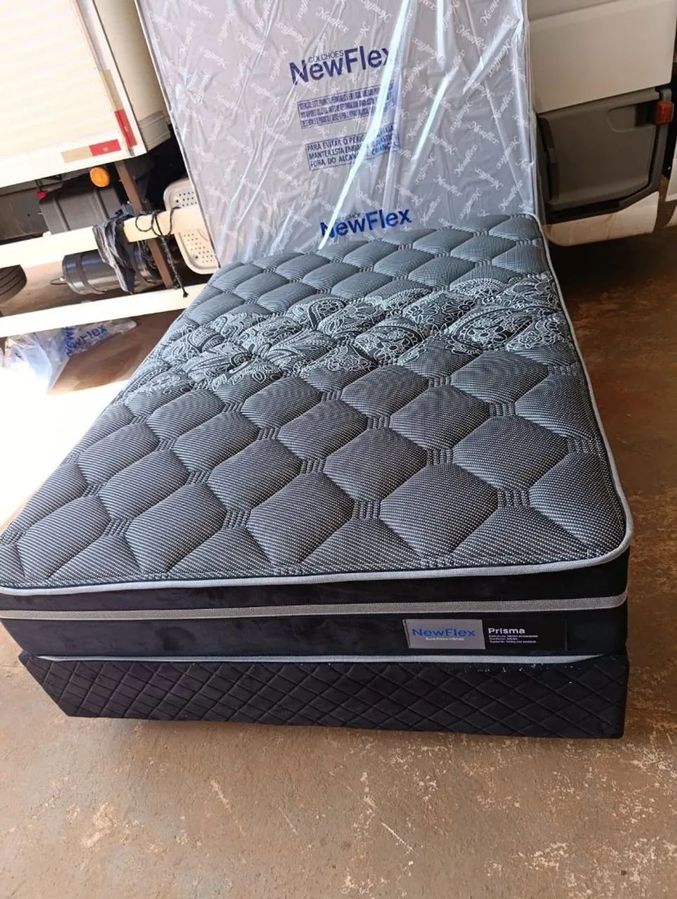 Cama box molas ensacadas nova - entrega gratuita 