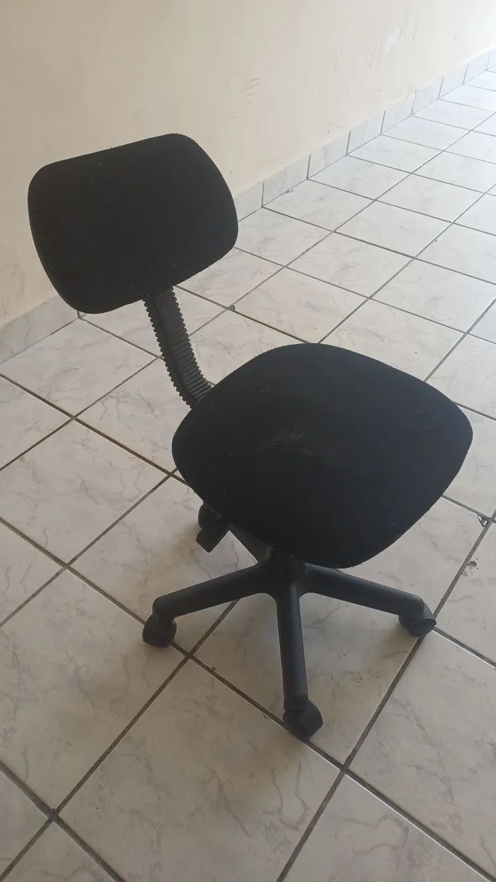 Cadeira escritório preta