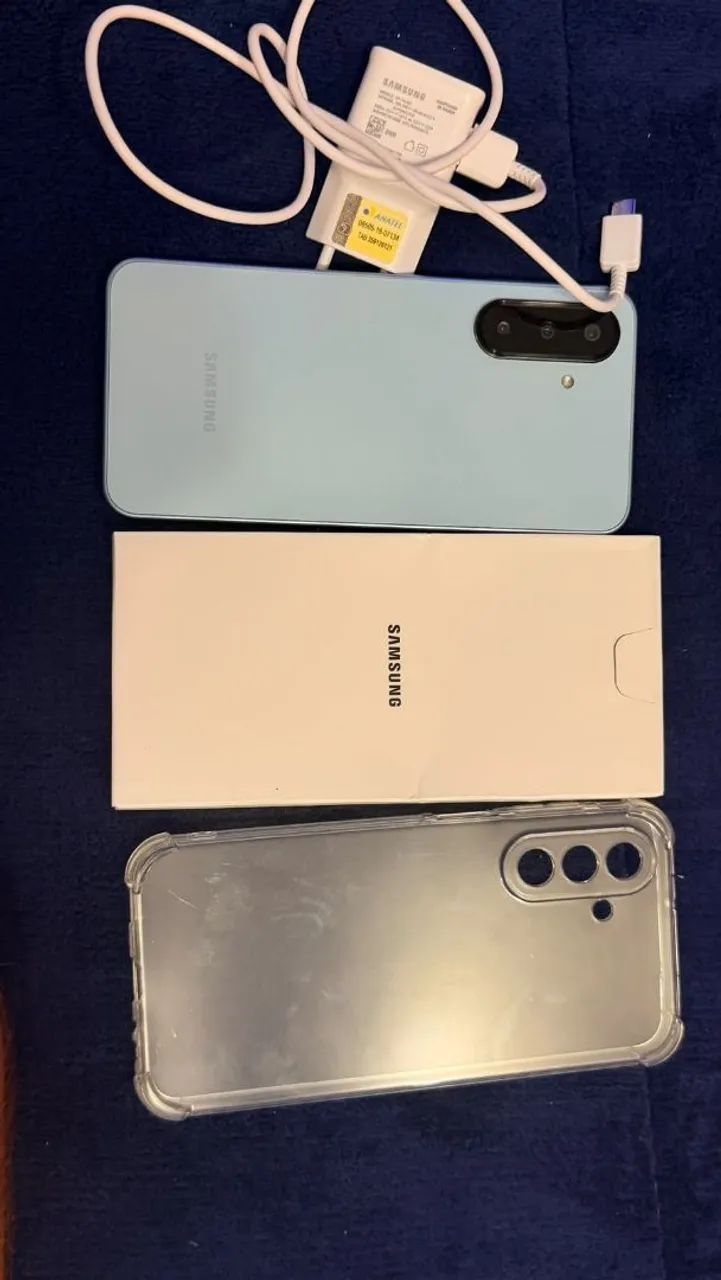 Celular Samsung A17 com azul - Foto 2