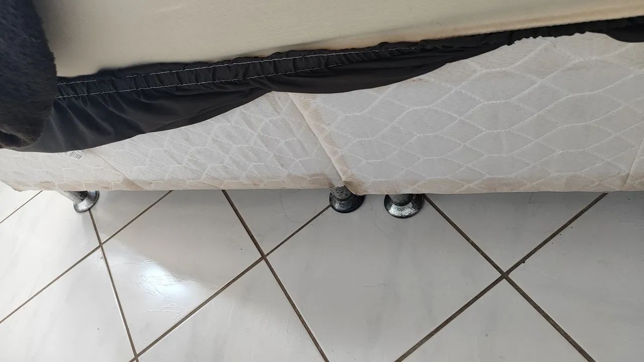 Cama Queen com colchão (TROCA) - Foto 3