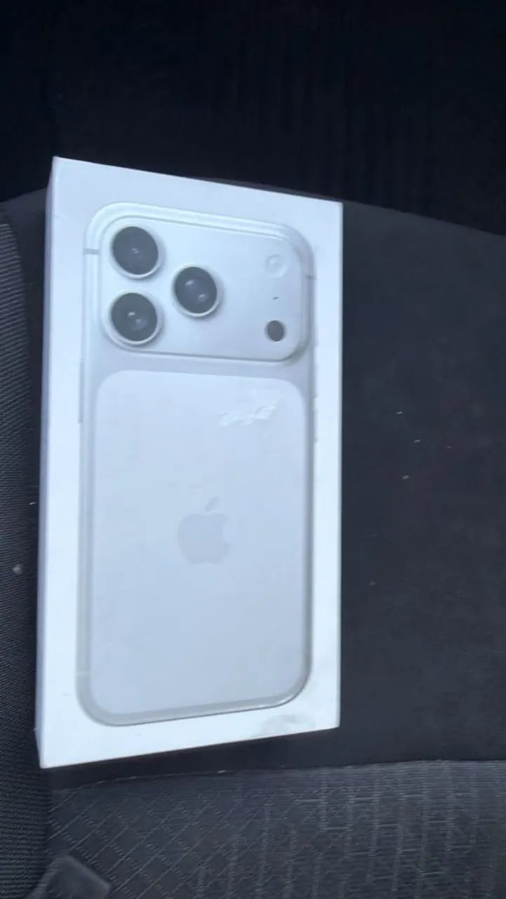 iPhone 17 Pro Max silver - bateria 100%  - Foto 3