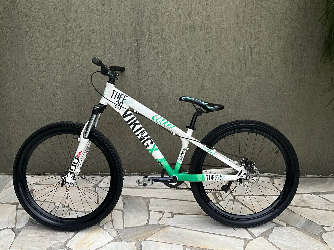 Bicicleta Vikingx Tuff 25 