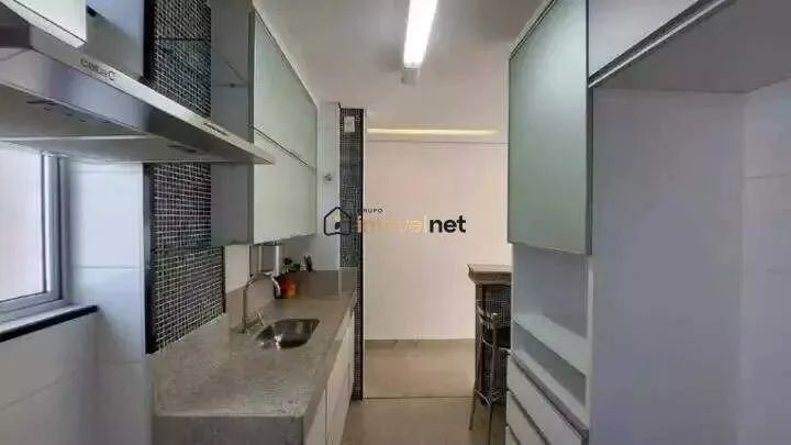 APARTAMENTO COM SUÍTE, VARANDA INTEGRADA E 2 VAGAS COBERTAS! - Foto 5
