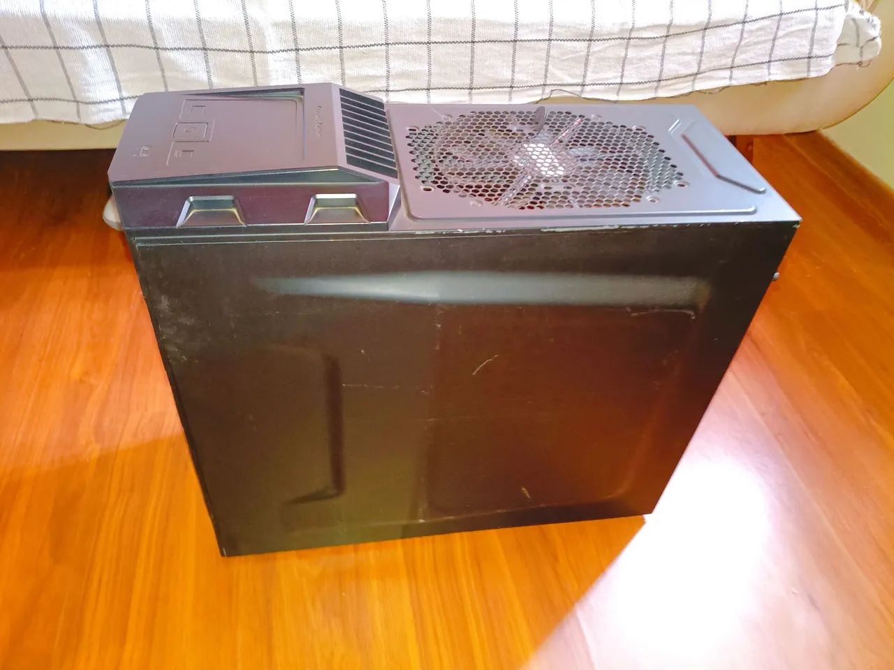  Gabinete cooler Master HAF - Foto 2