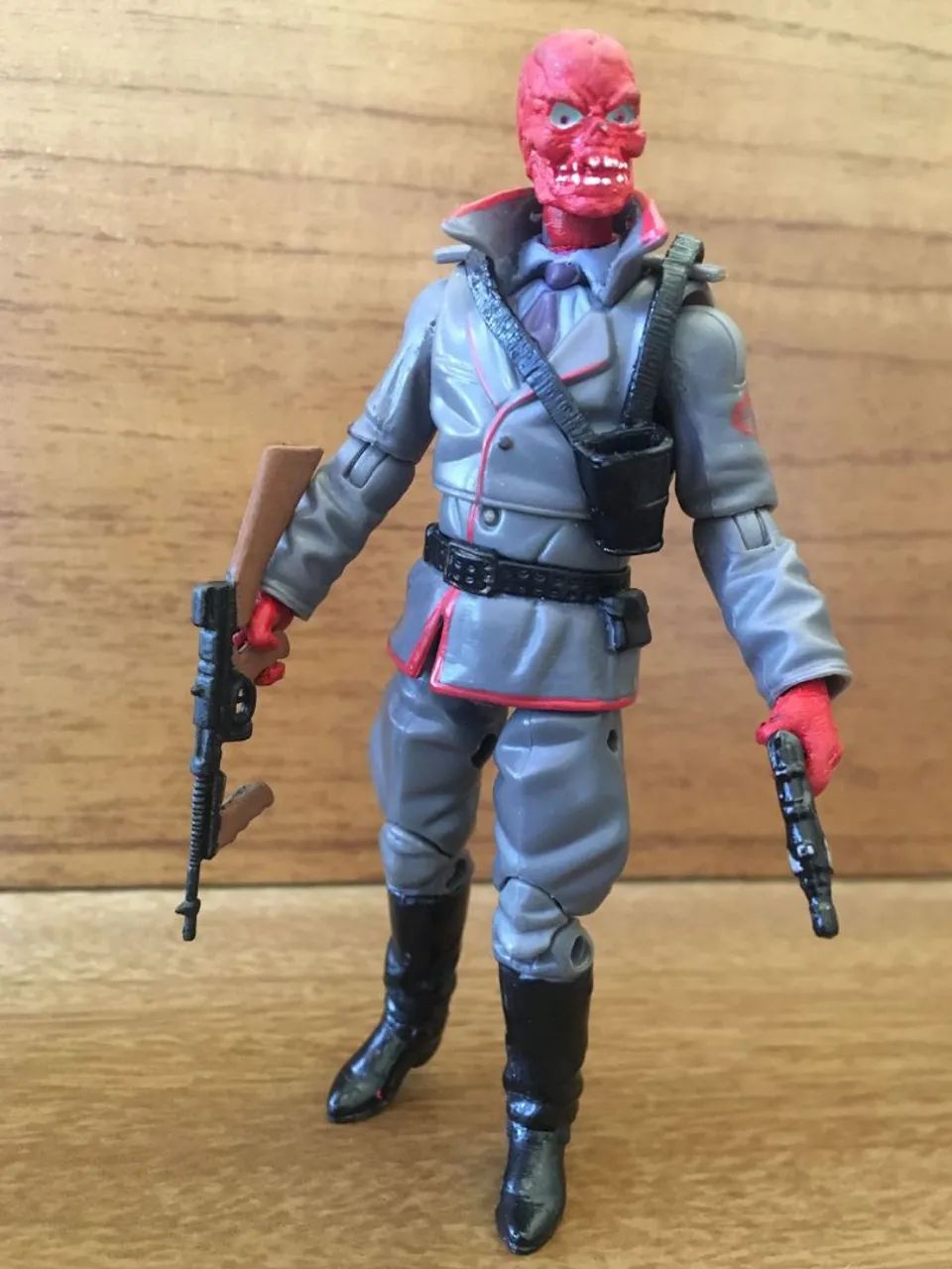 Red Skull - Escala: Marvel Universe (Custom, base: Gi Joe - Destro)