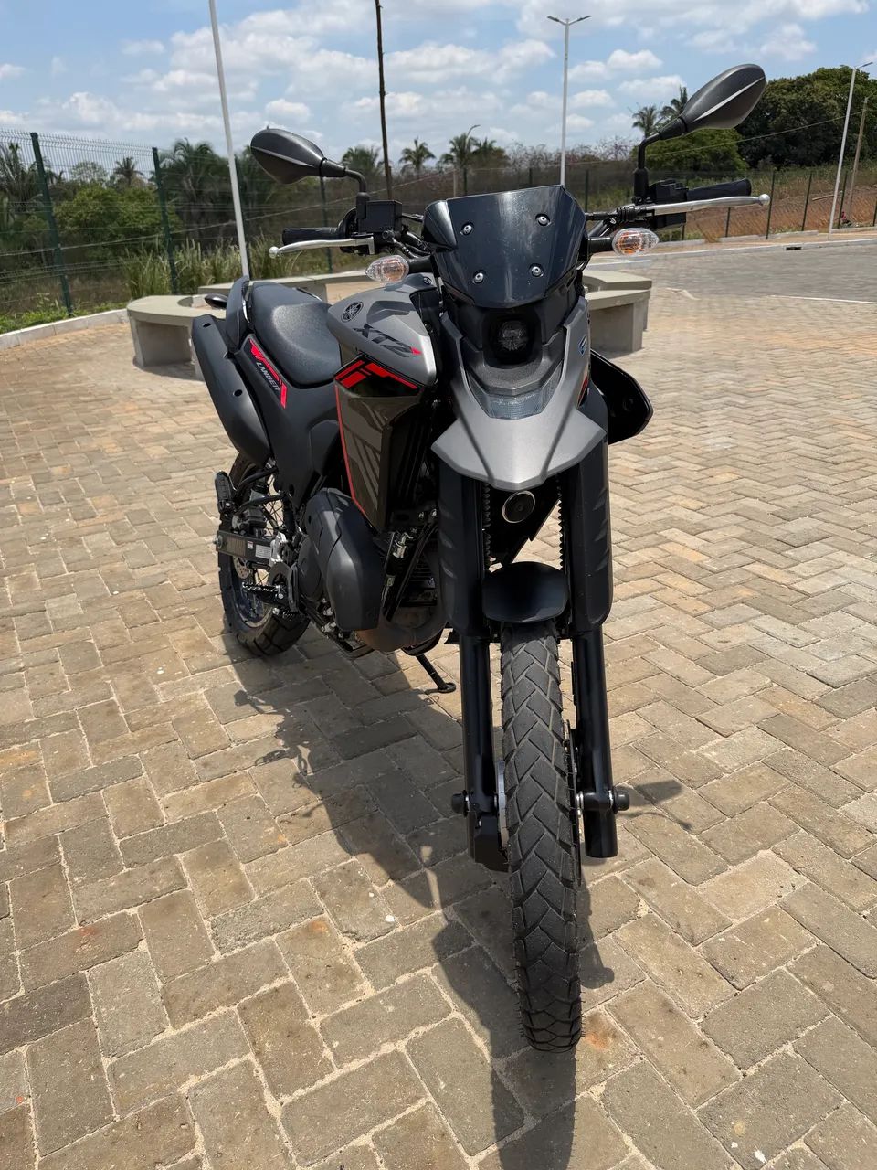 Lander XTZ 