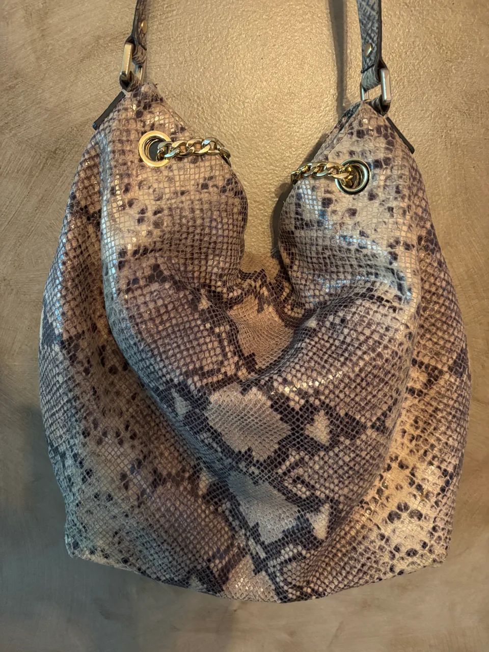 Bolsa Michael Kors animal print impecável!!! - Foto 3