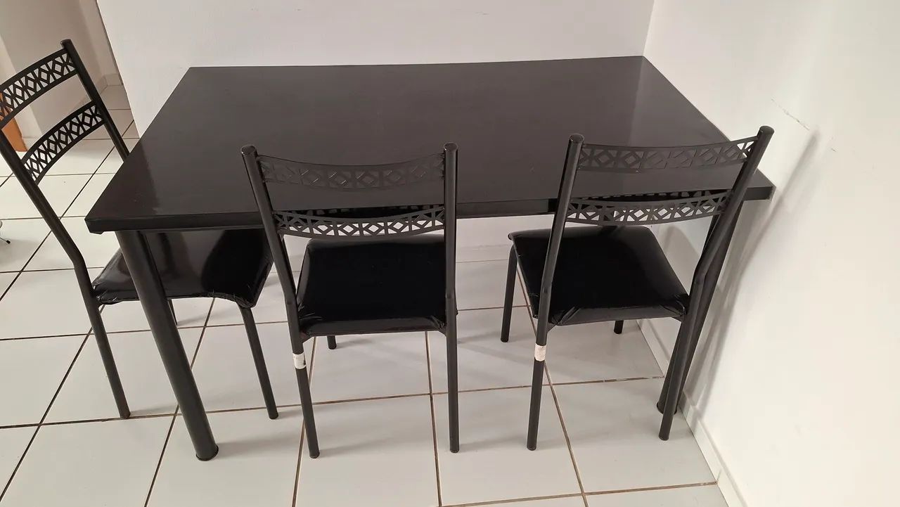 Mesa de jantar retangular - preta - Foto 2
