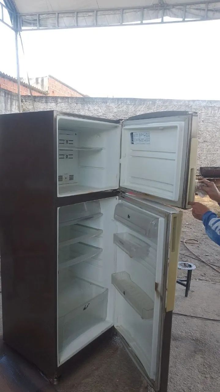 com marcas de uso  - Foto 2