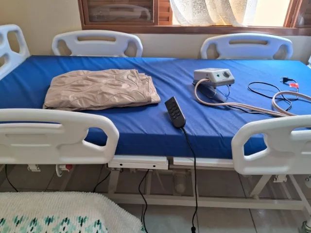 Cama Hospitalar elétrica com pouquíssimo uso  - Foto 4