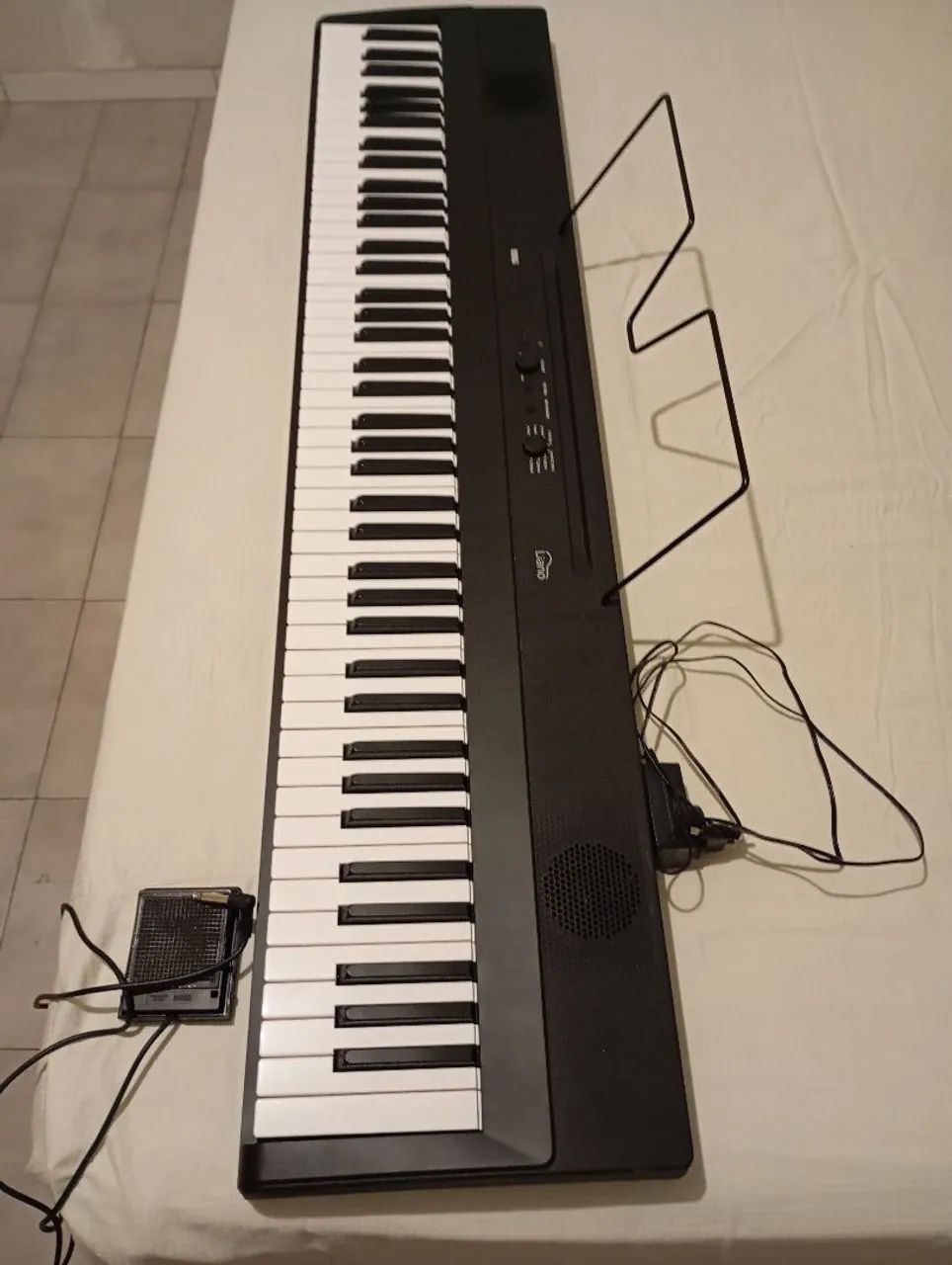 Piano Korg liano  - Foto 3