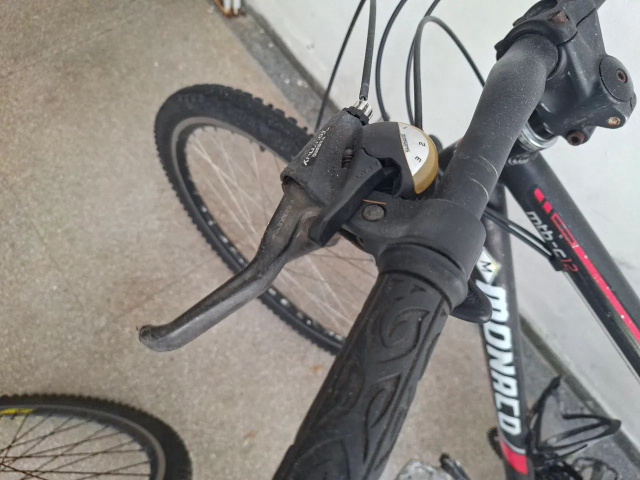 Bicicleta Mônaco aro 26 com marchas - Foto 3