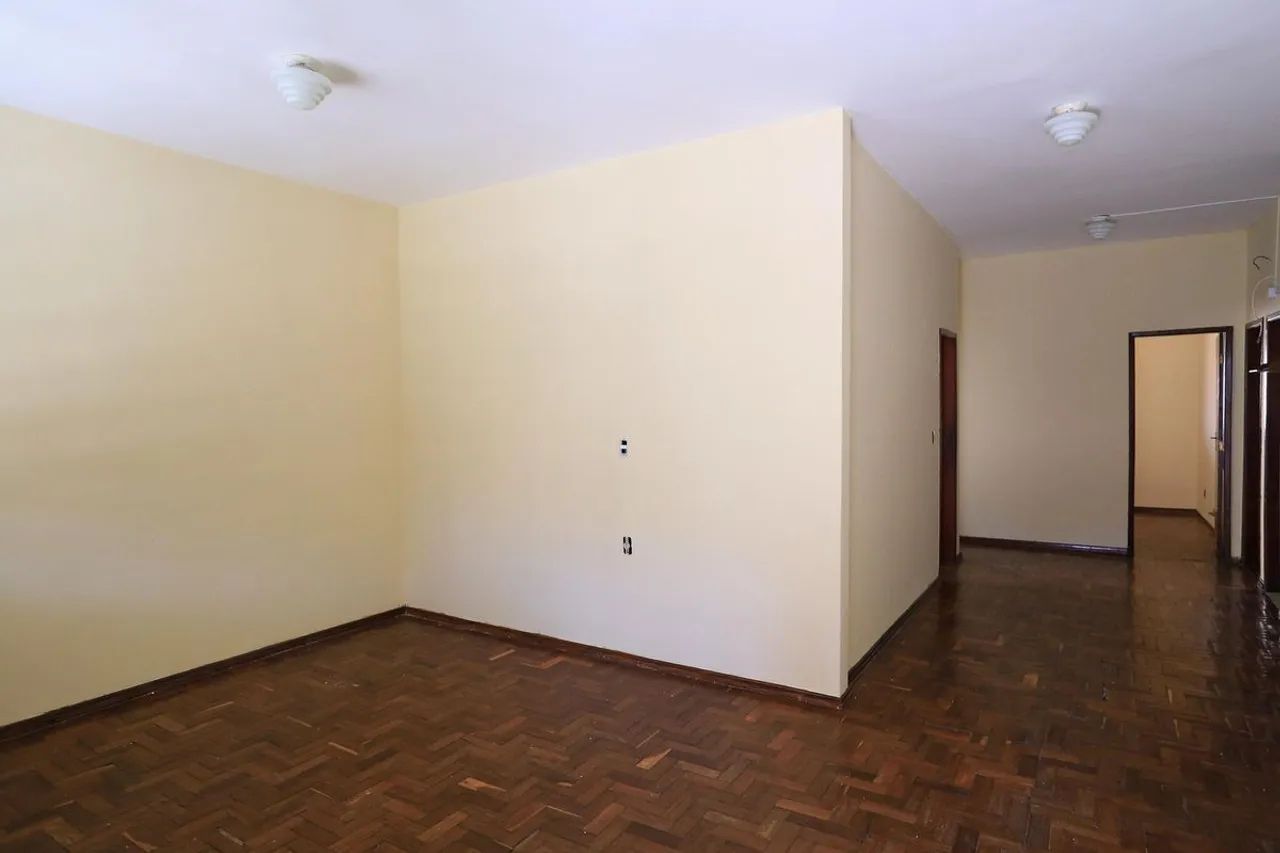 Casa à Venda - Santa Inês, 8 Quartos, 360 m2 - Foto 3