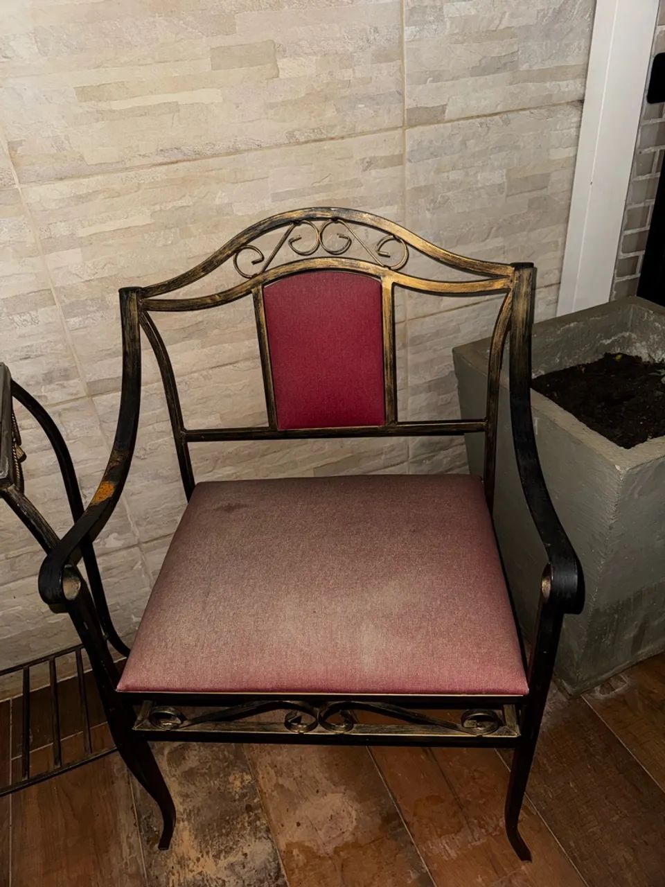 Poltronas clássicas de ferro