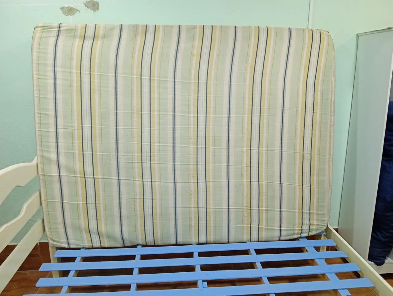 Cama casal com colchão 1.38 x 1.88