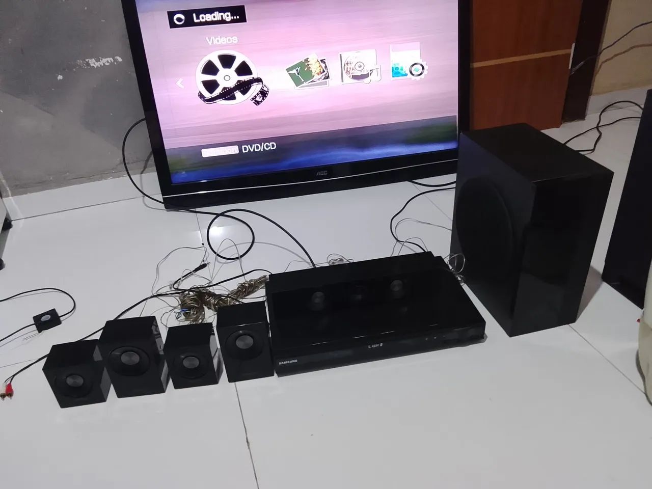 Tv AOC 43 polegadas funcionando porém mancha na tela - Foto 4