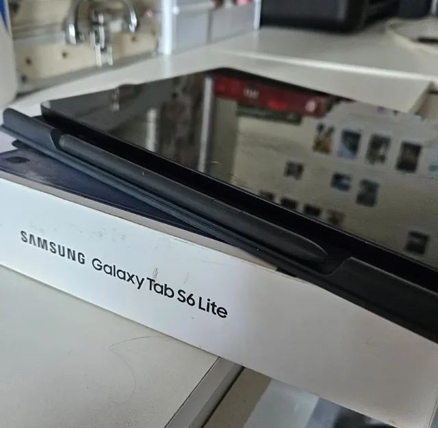 Tablet Samsung S6 Lite usado - Foto 3