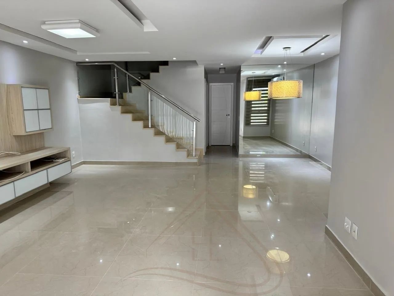 Casa de Alto Padrão no Recreio dos Bandeirantes: 5 Quartos, 5 Suítes, 2 Salas e 370m²! - Foto 6
