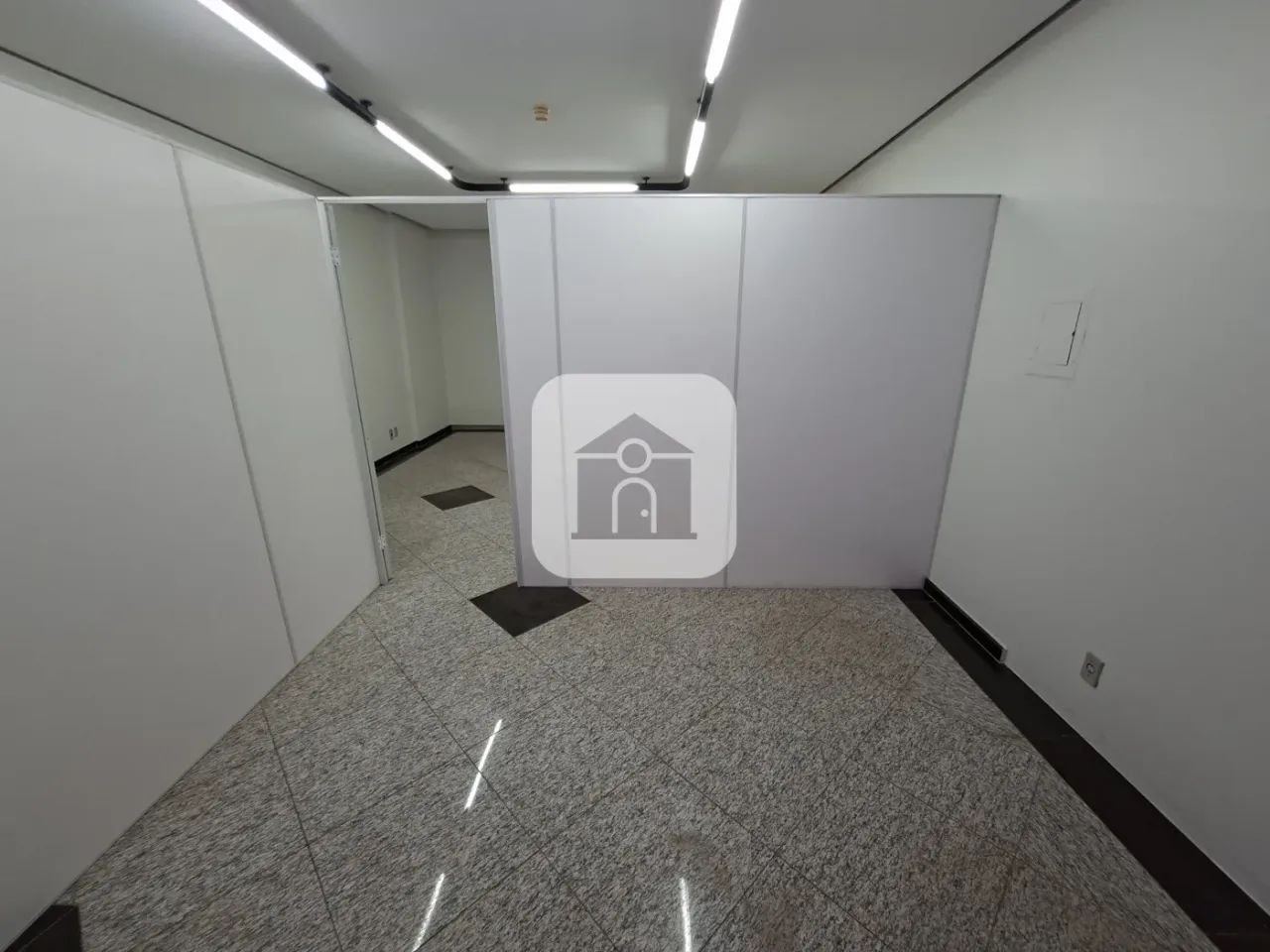 Sala comercial para venda no Centro de Uberlândia - Foto 6