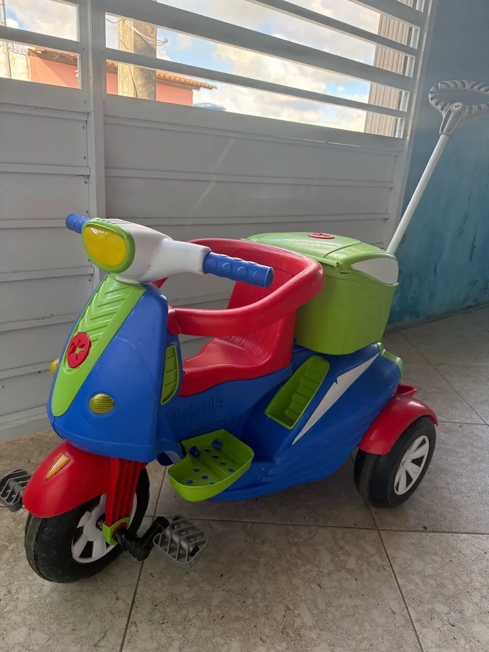 Vendo triciclo infantil 