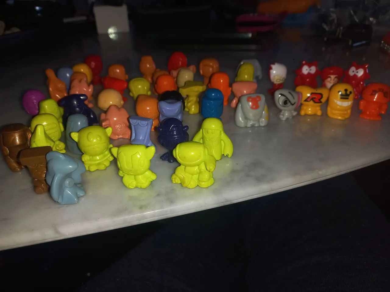 Lote em 50 Gogo's Crazy Bones