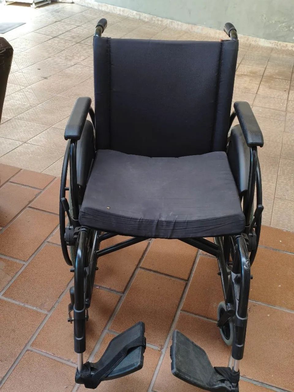 Cadeira de rodas  - Foto 3
